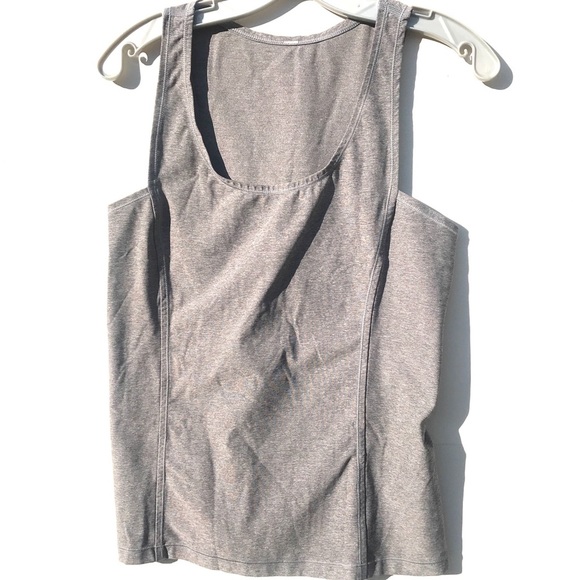 LULULEMON  Sweaty or not cutout sleeveless top 6 8 - Picture 3 of 6